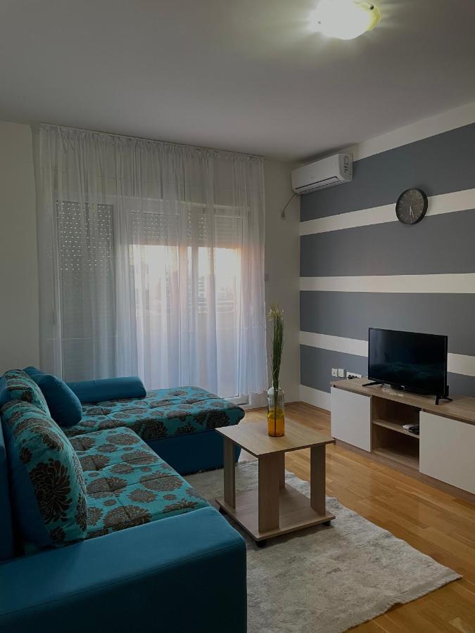 Naki Apartments Подгорица Екстериор снимка